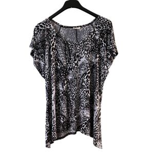 Brittany Black Woman Embellished Short Sleeved Flutter Sleeve Blouse